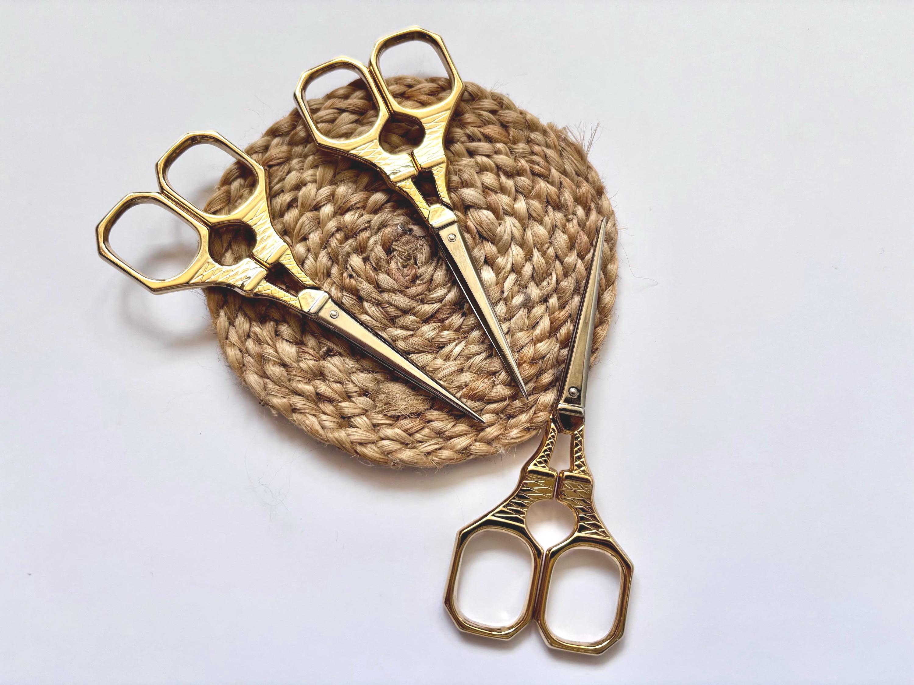 Ciseaux à broder DMC - La Tour Eiffel - Ciseaux Hardanger DMC - outils de couture, ciseaux point de croix 9cm
