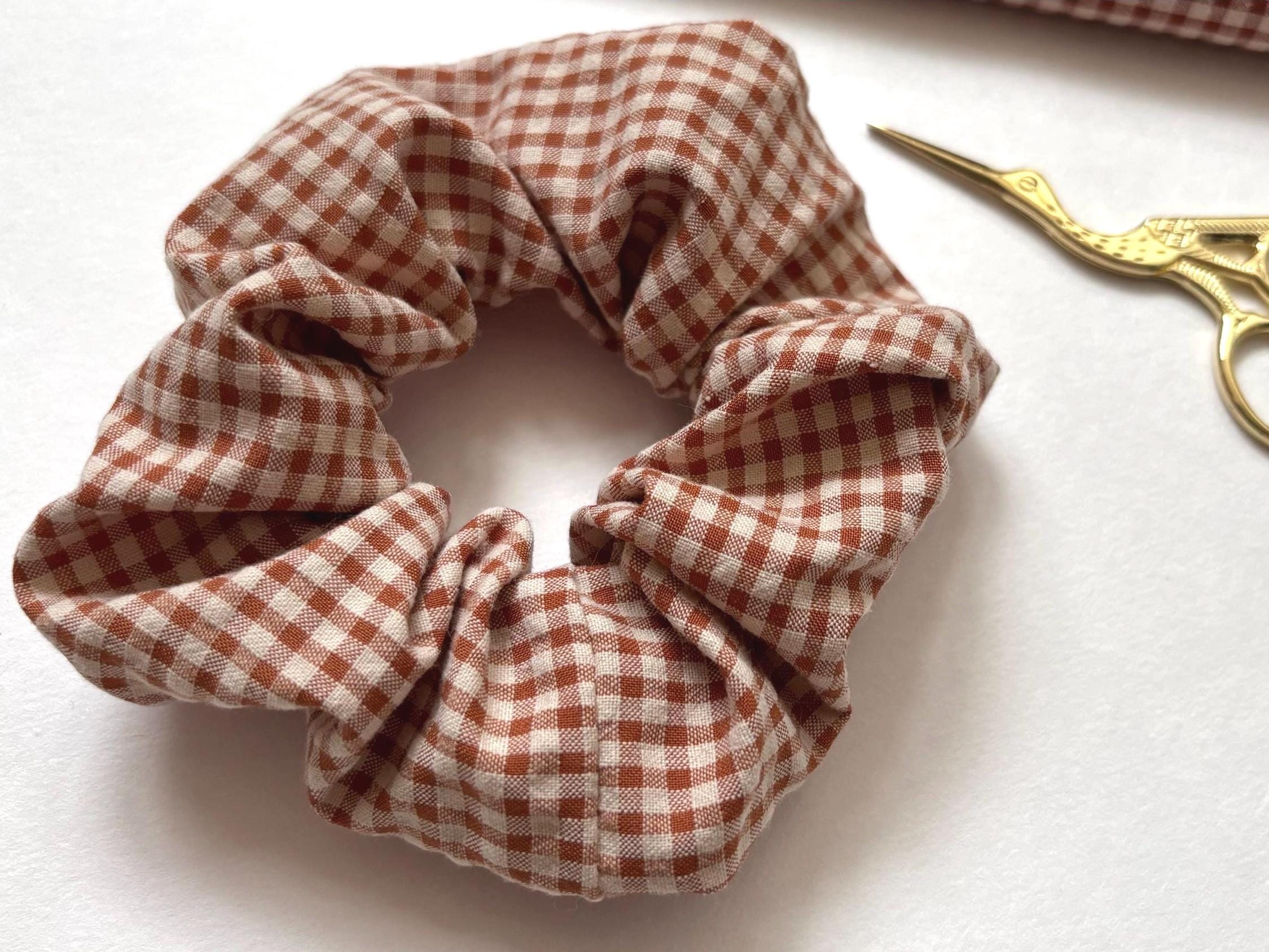 Chouchou fait main, scrunchies pour cheveux, cadeau pour elle, motif Vichy