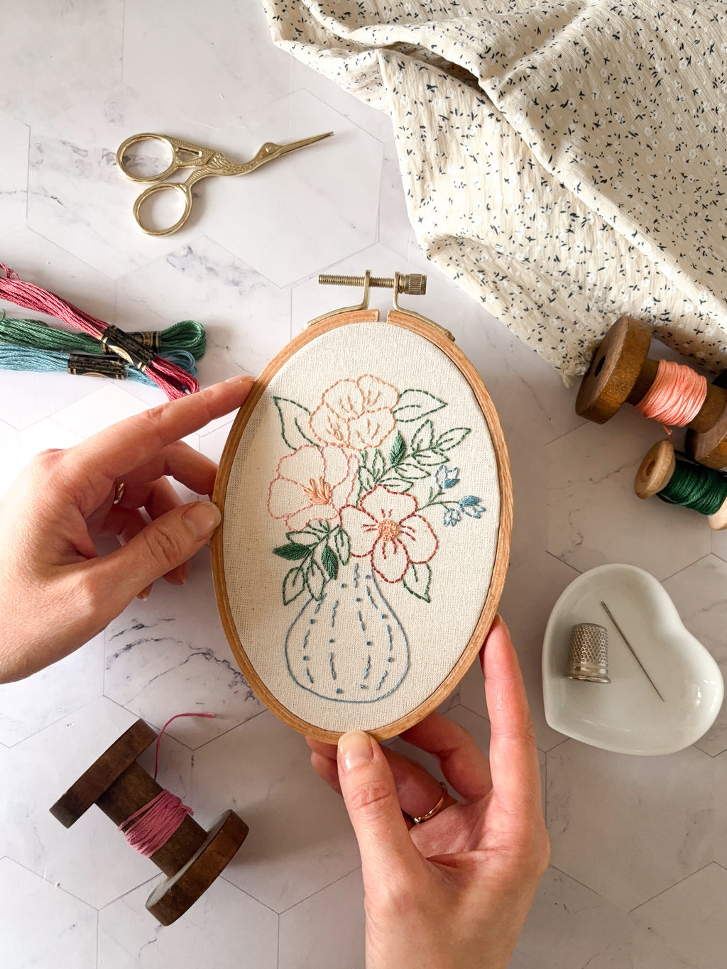 Kit de broderie Le vase fleuri