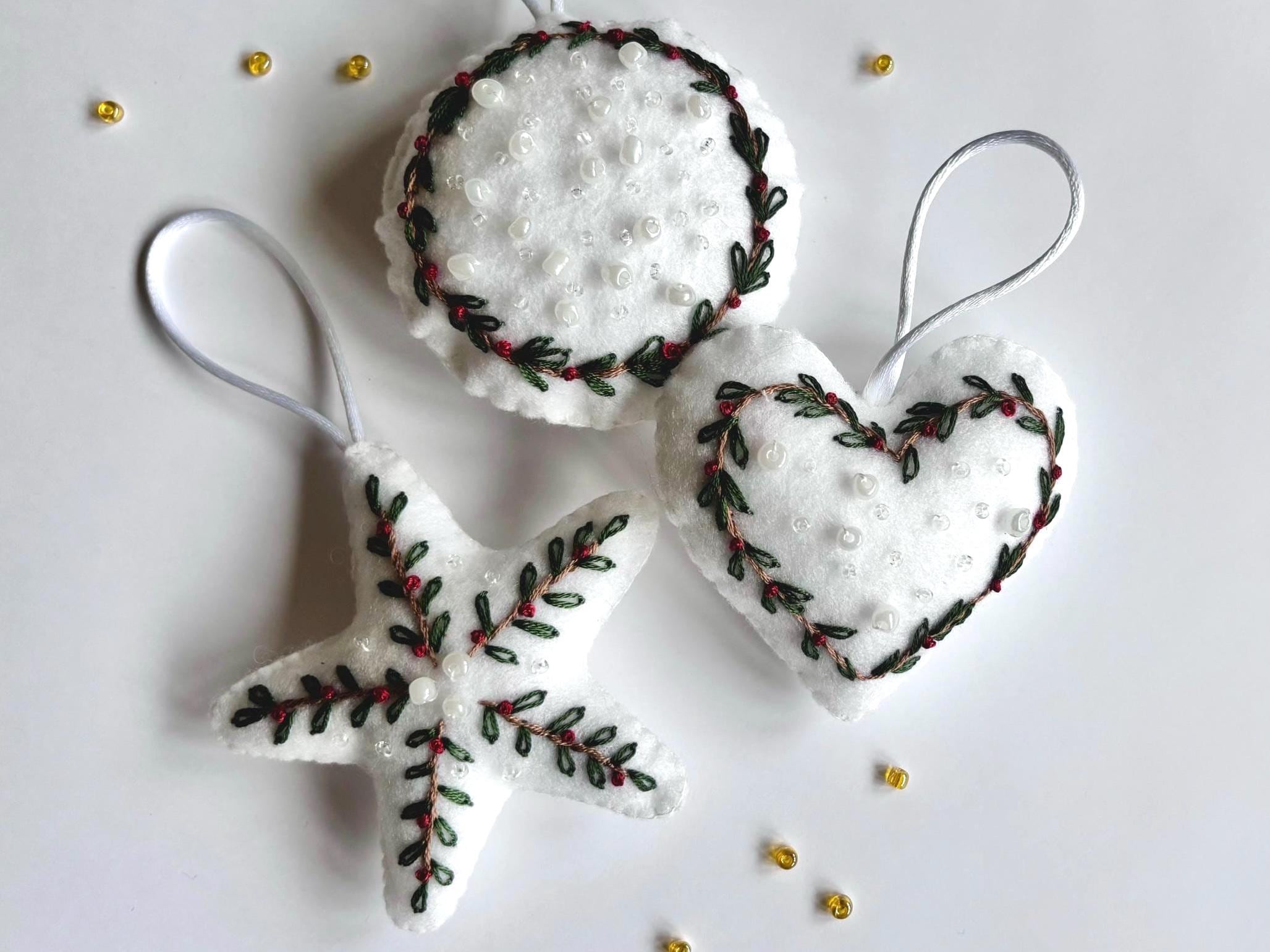 Décorations de sapin de Noël en feutrine, motifs de Noël brodés à la main, couronne de Noël