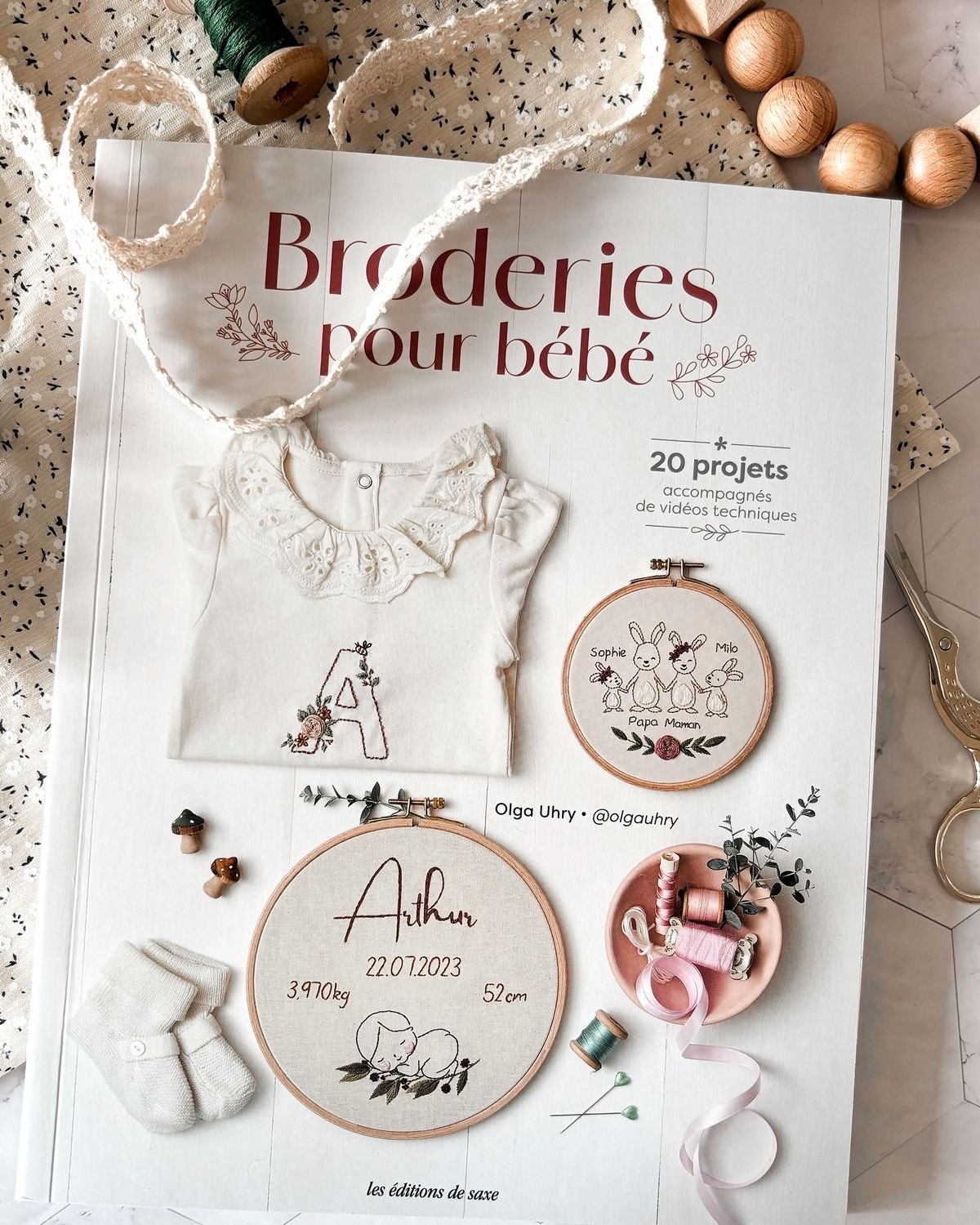 20 cadeaux de naissance livre DIY broderie