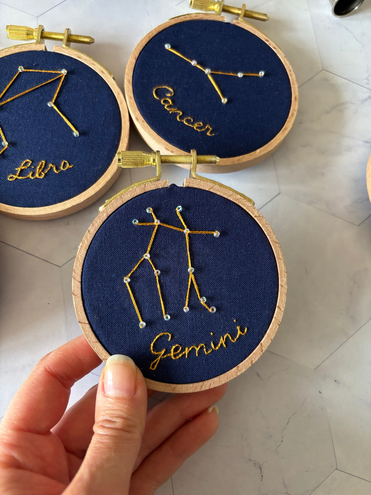 Broderie Olga Uhry