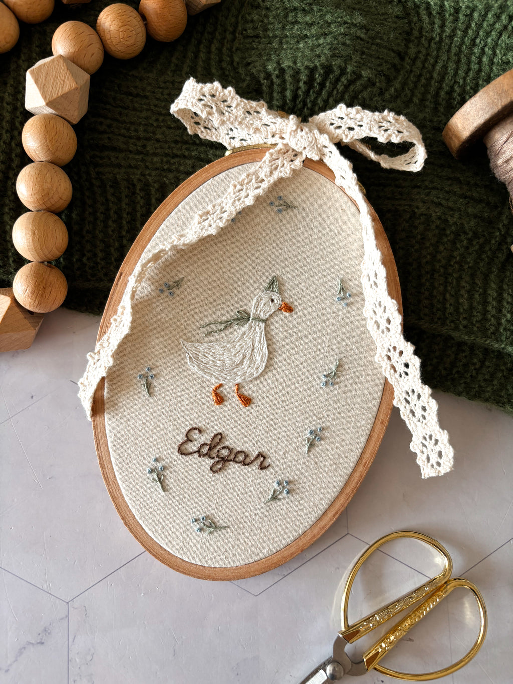 Décoration chambre bébé personnalisée avec prénom - motif oie