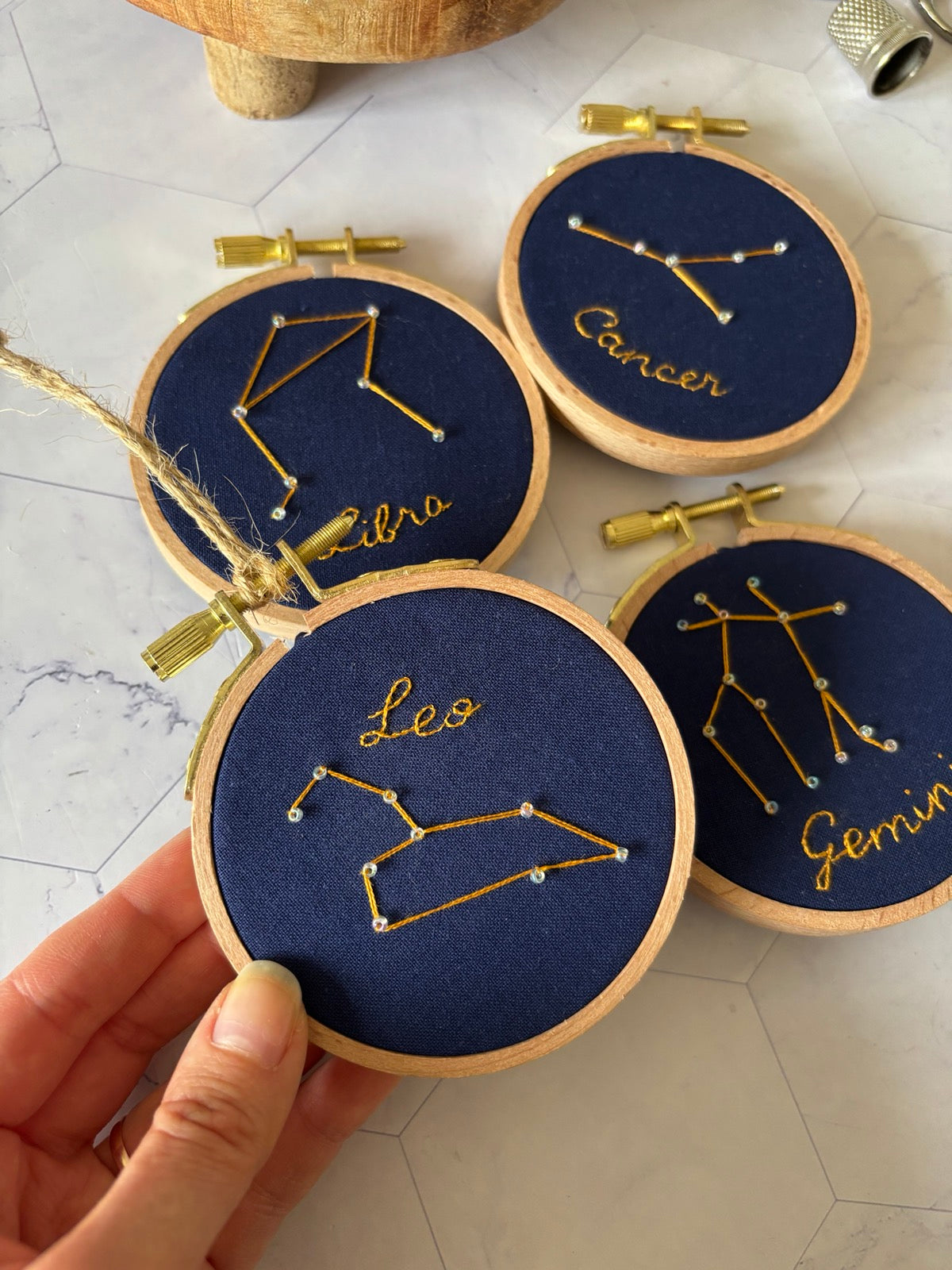 Broderie Olga Uhry