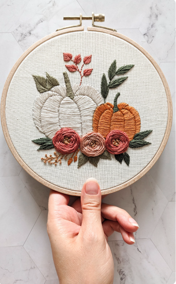 Kit de broderie, citrouille d'automne, fleurs automnales, tutoriel vidéo