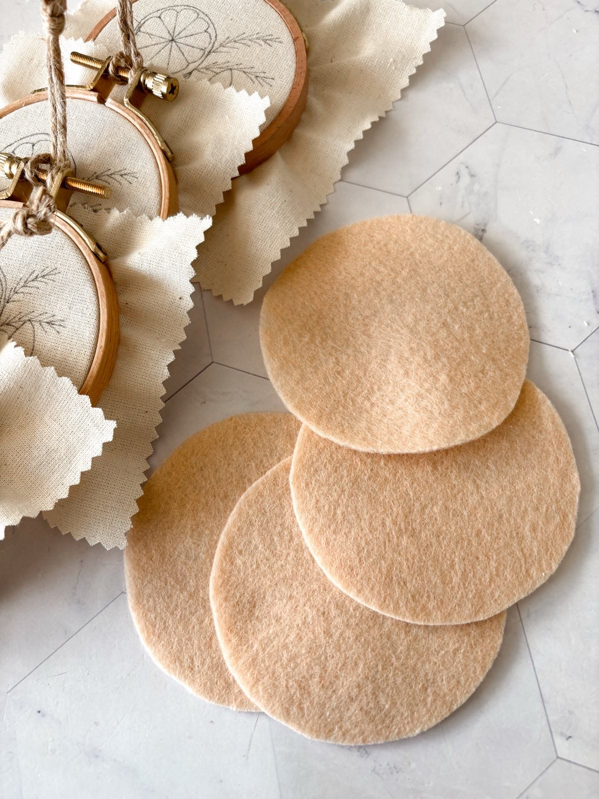 Kit de broderie Un brin de Noël