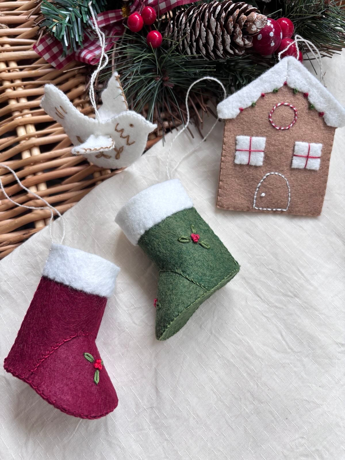 Kit DIY de Noël en feutrine: coffret de 4 projets