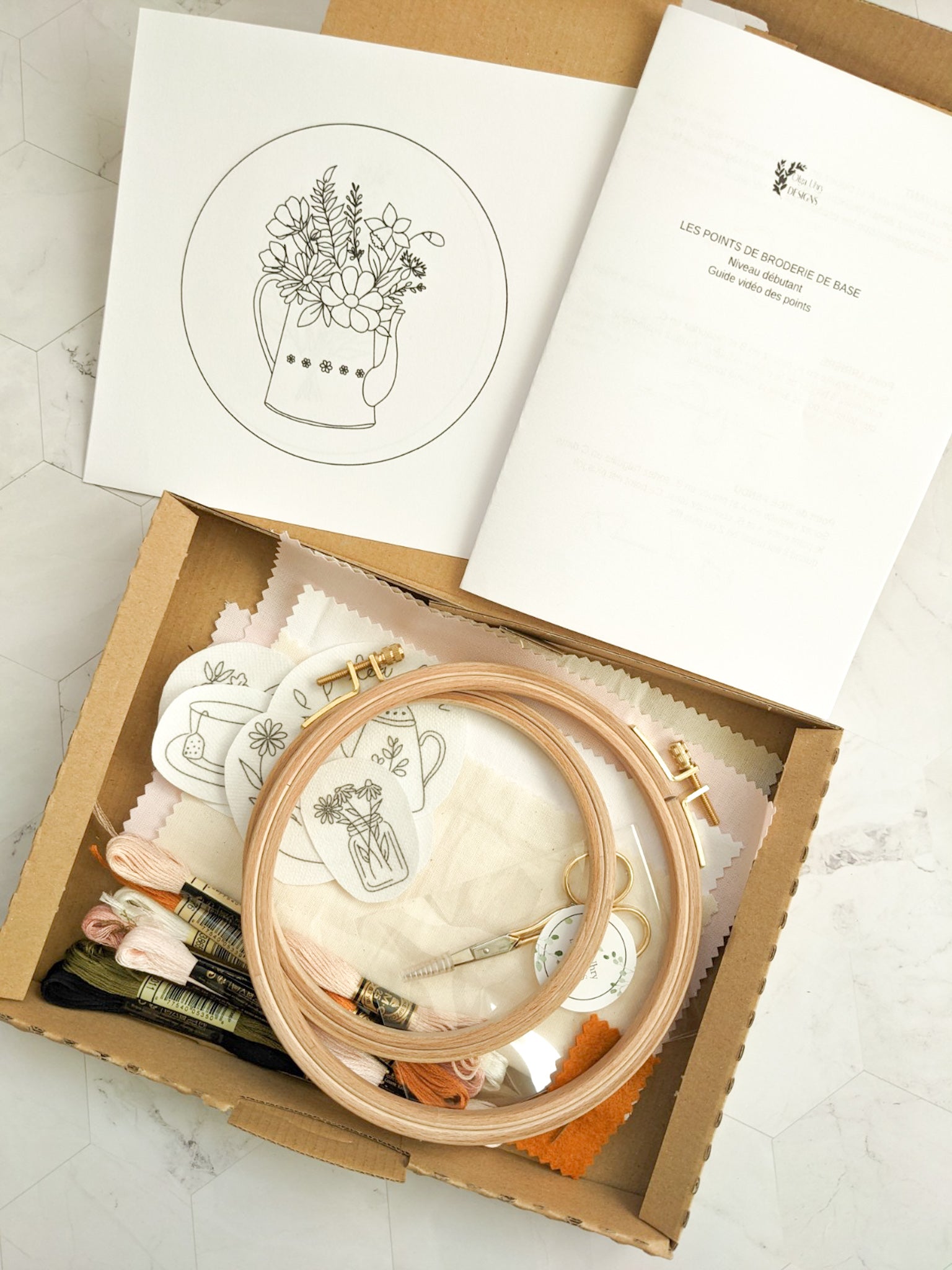 Box de broderie - kit de démarrage de broderie, apprendre à broder pour débutants, guide vidéo, fournitures de broderie