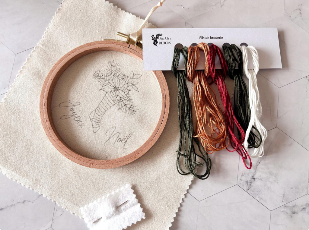 Kit de broderie moderne - Joyeux Noel - DIY loisirs créatifs