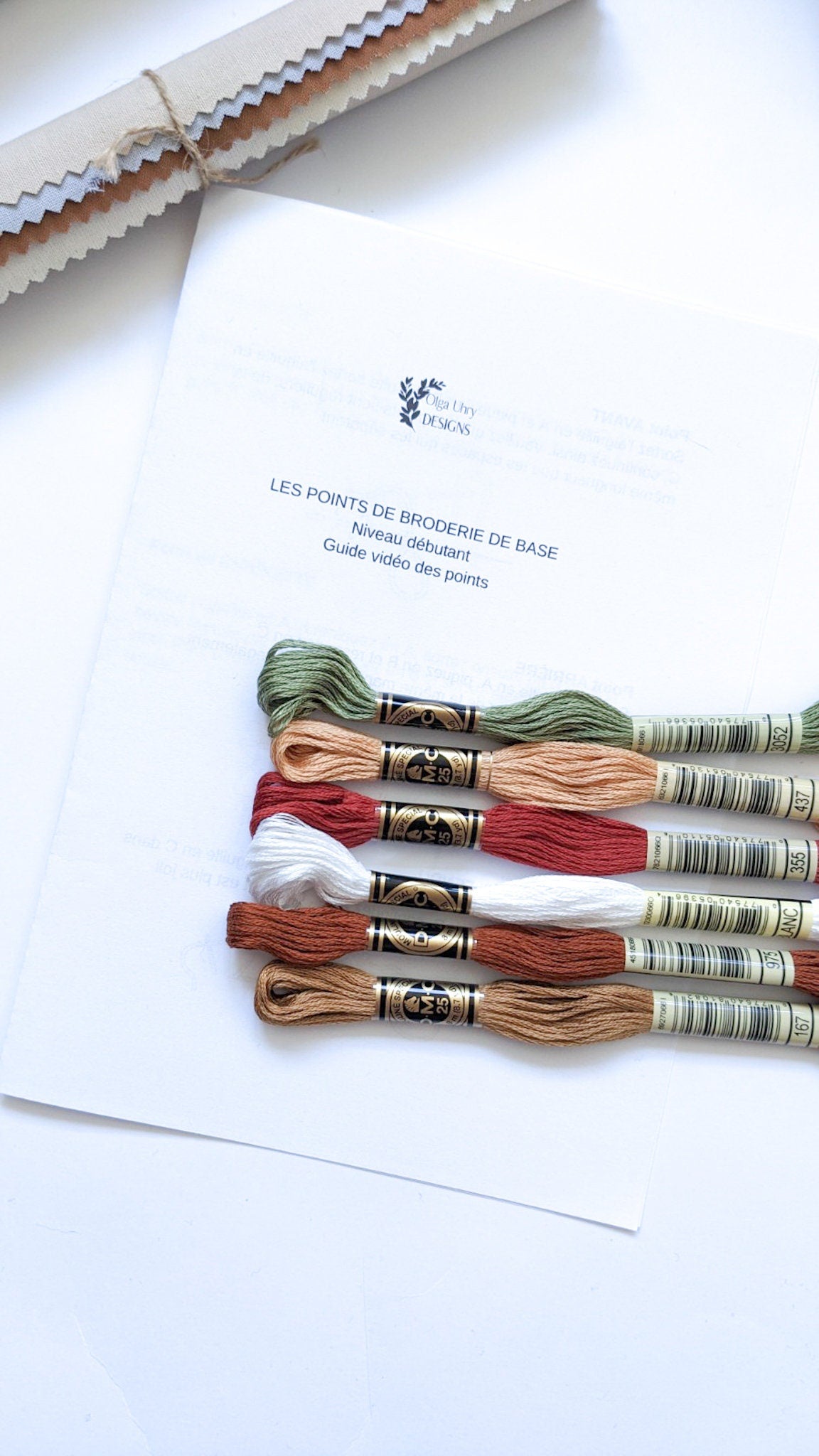 Kit de démarrage de broderie à la main pour les débutants, box de broderie apprendre à broder, fournitures de broderie, guide vidéo