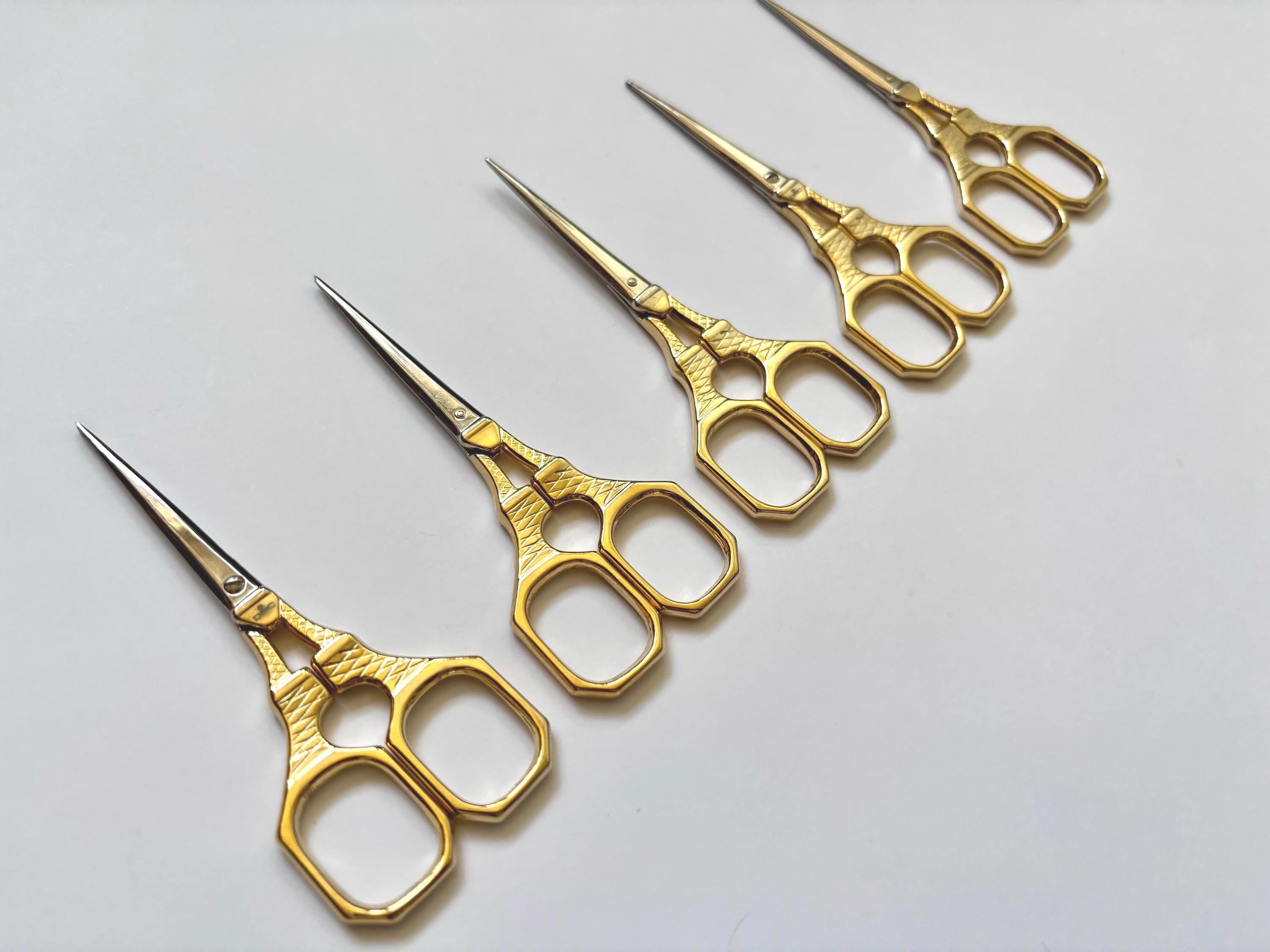 Ciseaux à broder DMC - La Tour Eiffel - Ciseaux Hardanger DMC - outils de couture, ciseaux point de croix 9cm